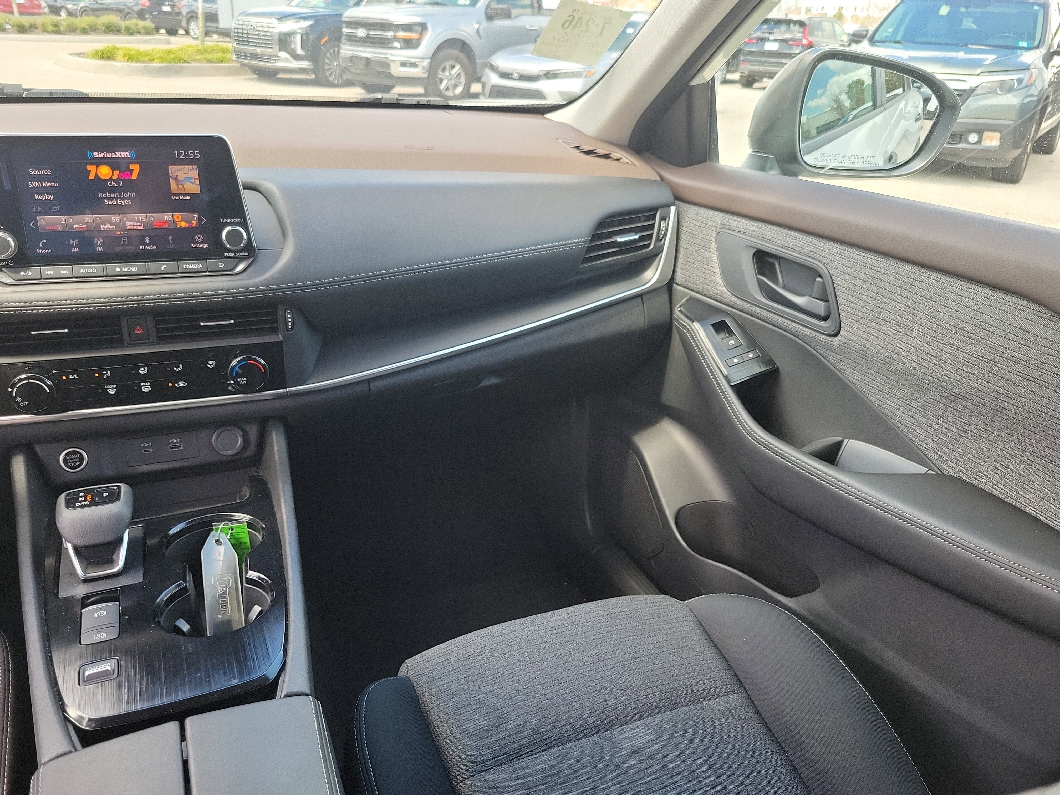 Used 2022 Nissan Rogue S image 18