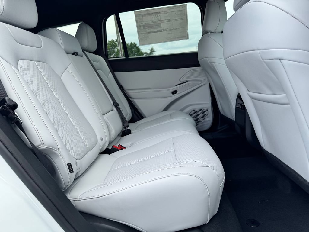 New 2026 Jeep Cherokee Limited AWD/4WD image 12