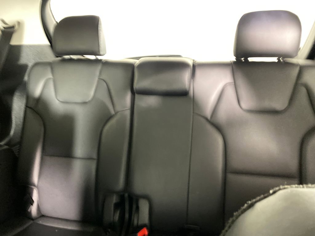 Used 2025 Kia Telluride S image 29