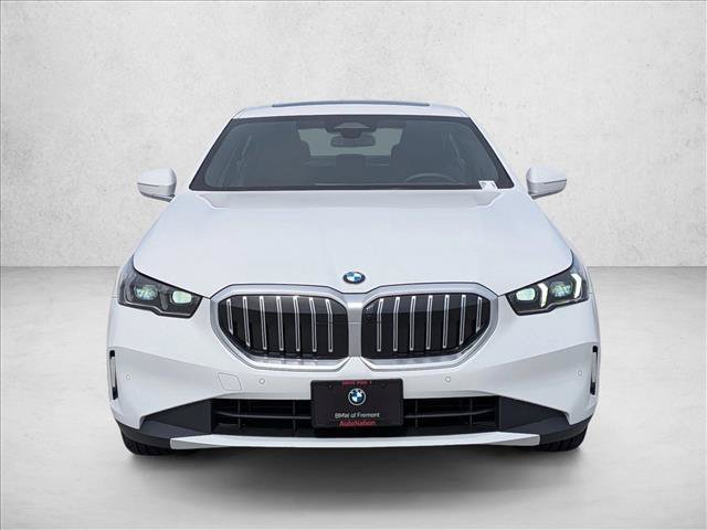Used 2026 BMW 530i xDrive w/ Premium Package AWD/4WD video 2