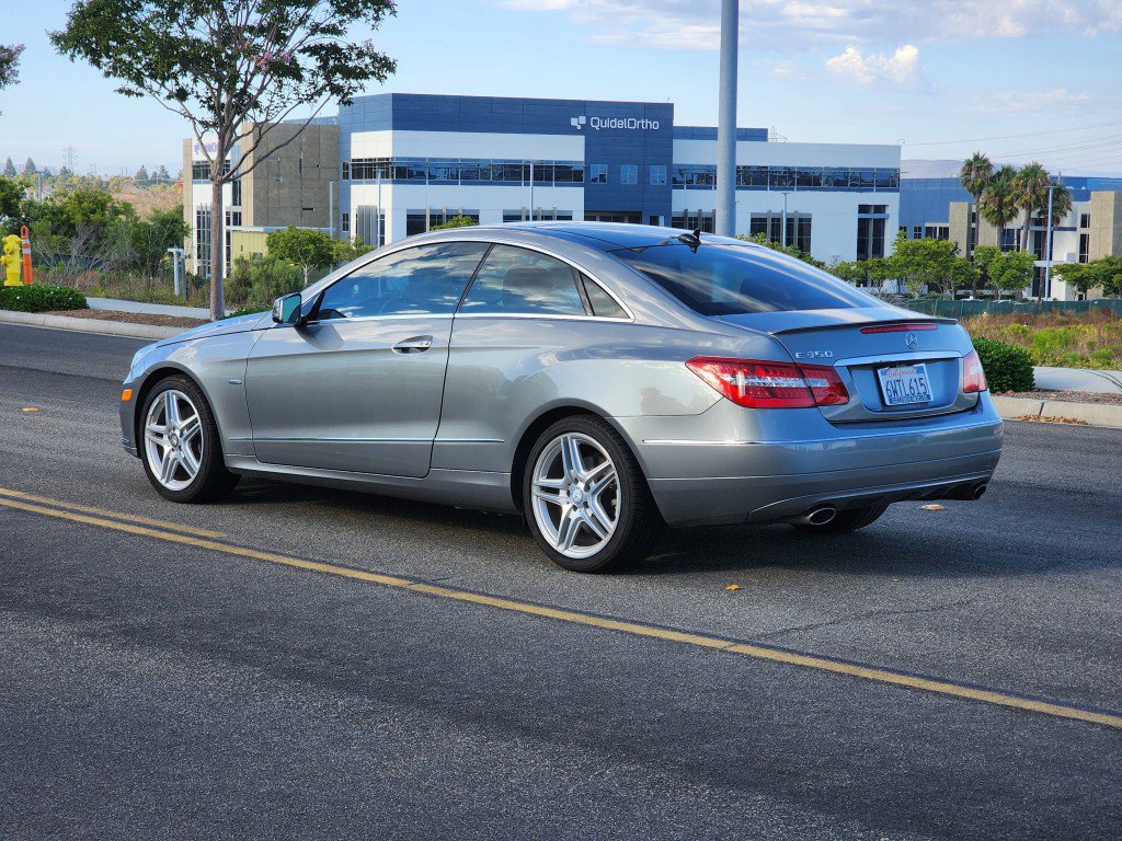 Used 2012 Mercedes-Benz E 350 Coupe image 3