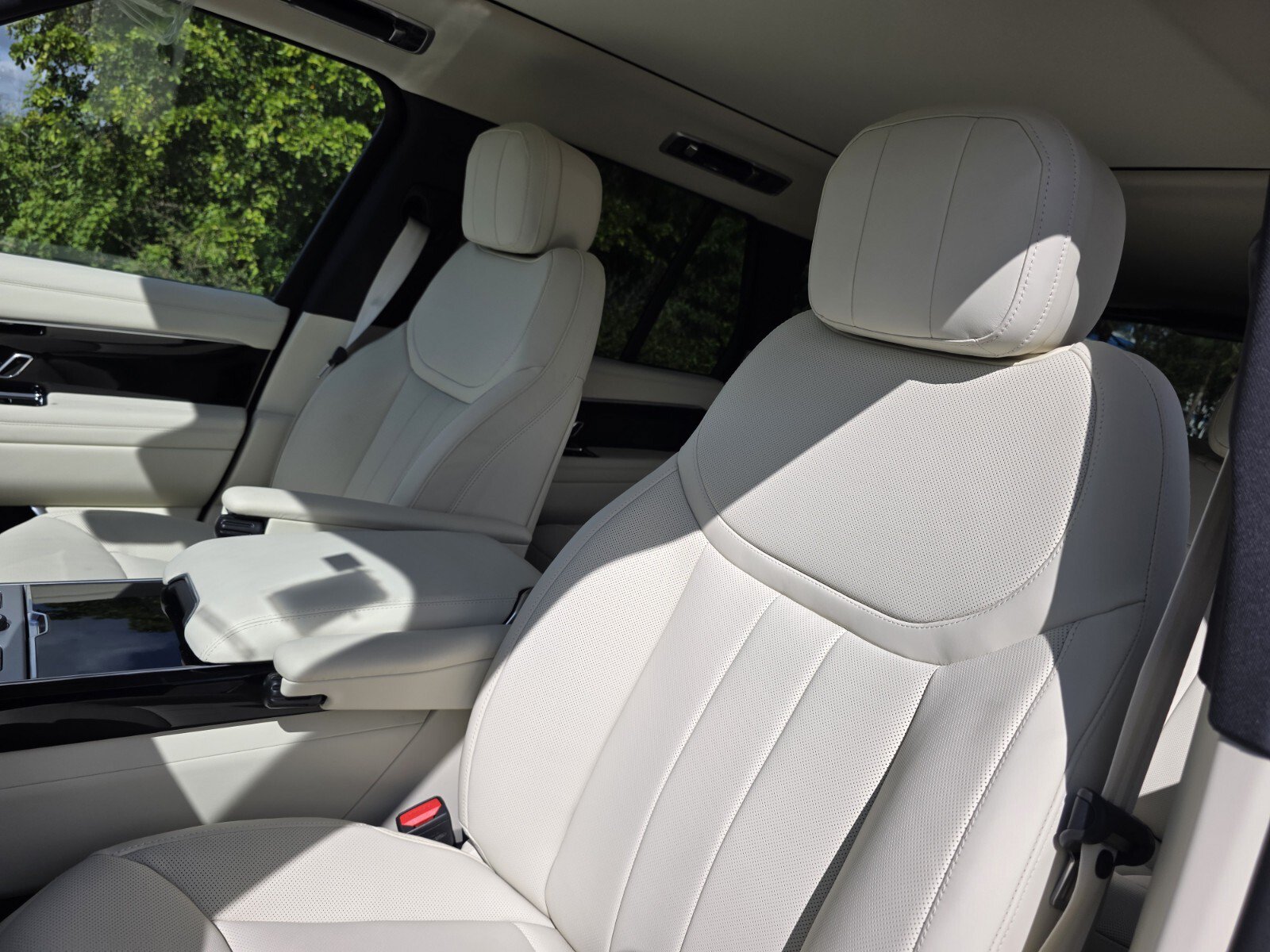 New 2027 Land Rover Range Rover SE AWD/4WD image 11
