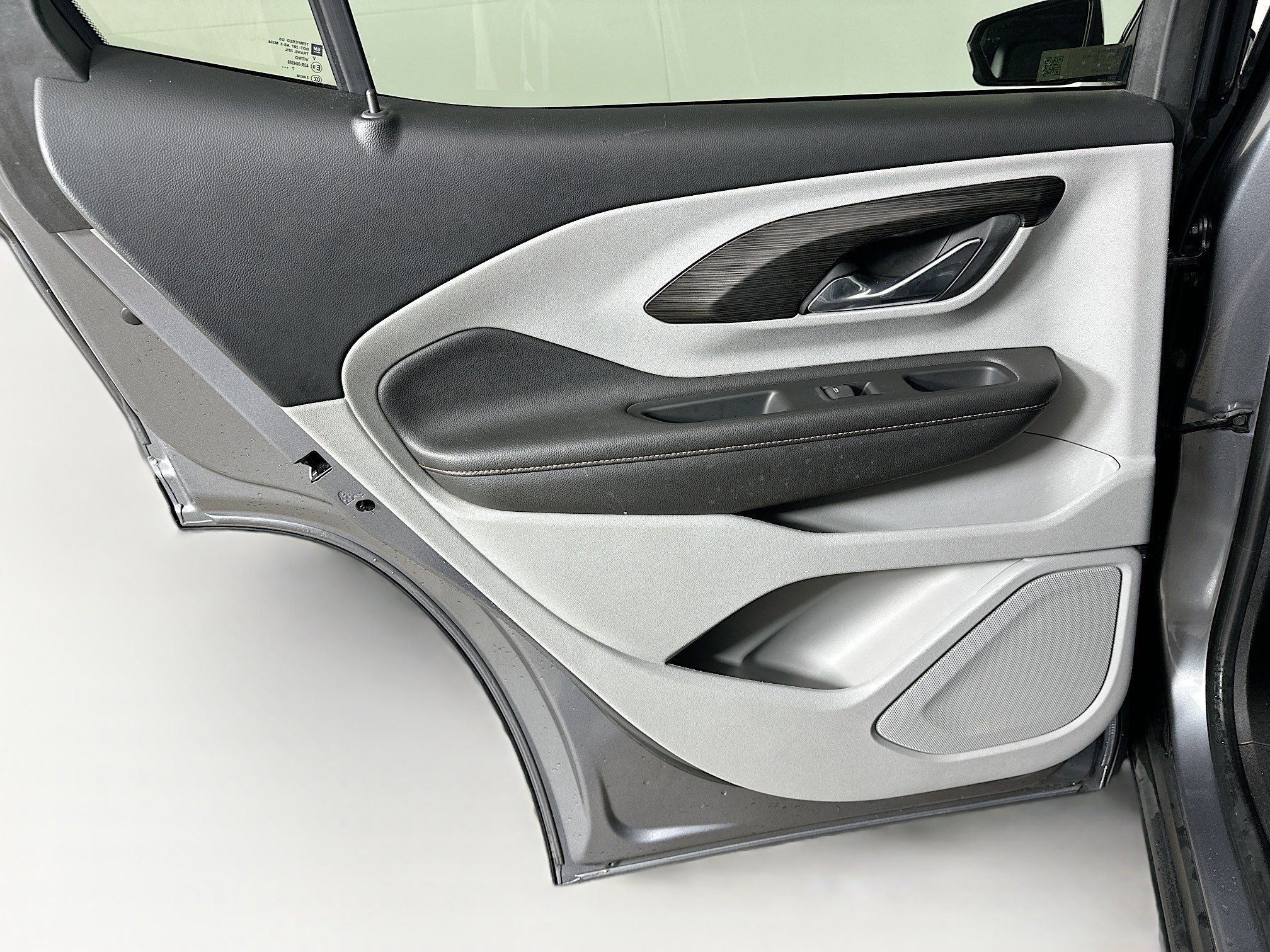 Used 2018 GMC Terrain SLT w/ Preferred Package FWD image 28