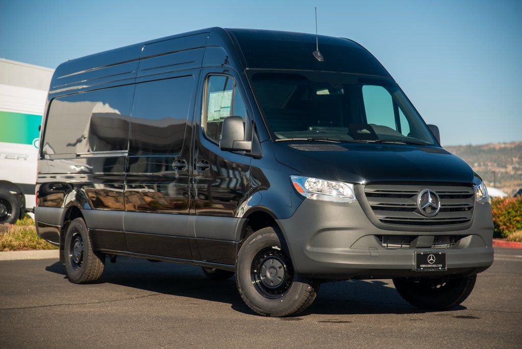 New 2025 Mercedes-Benz Sprinter 2500 image 3