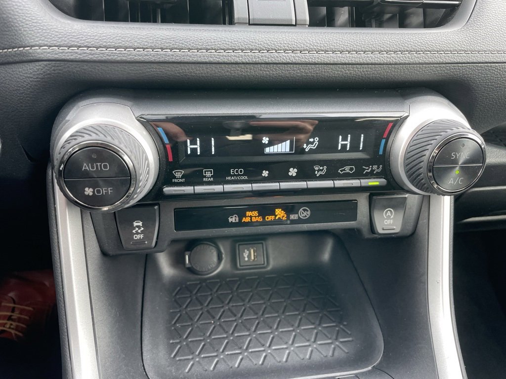 Used 2024 Toyota RAV4 XLE image 11