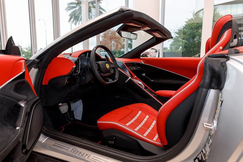 Used 2024 Ferrari Roma Spider RWD image 36