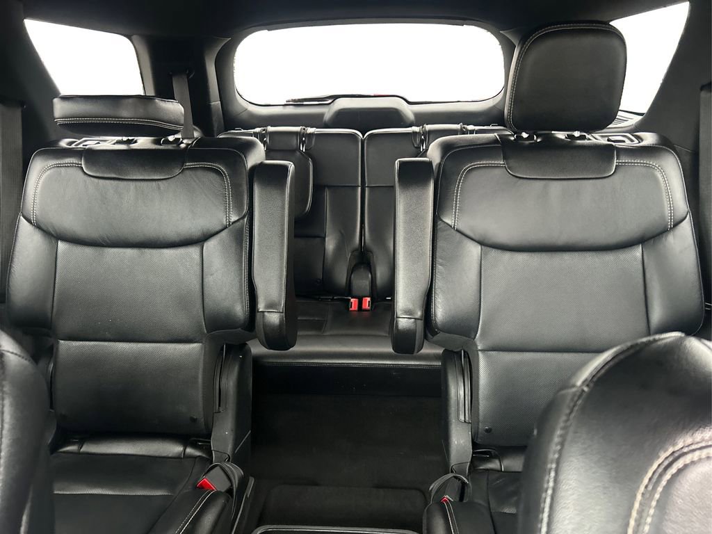 Used 2020 Ford Explorer ST w/ ST High-Performance Pack image 10