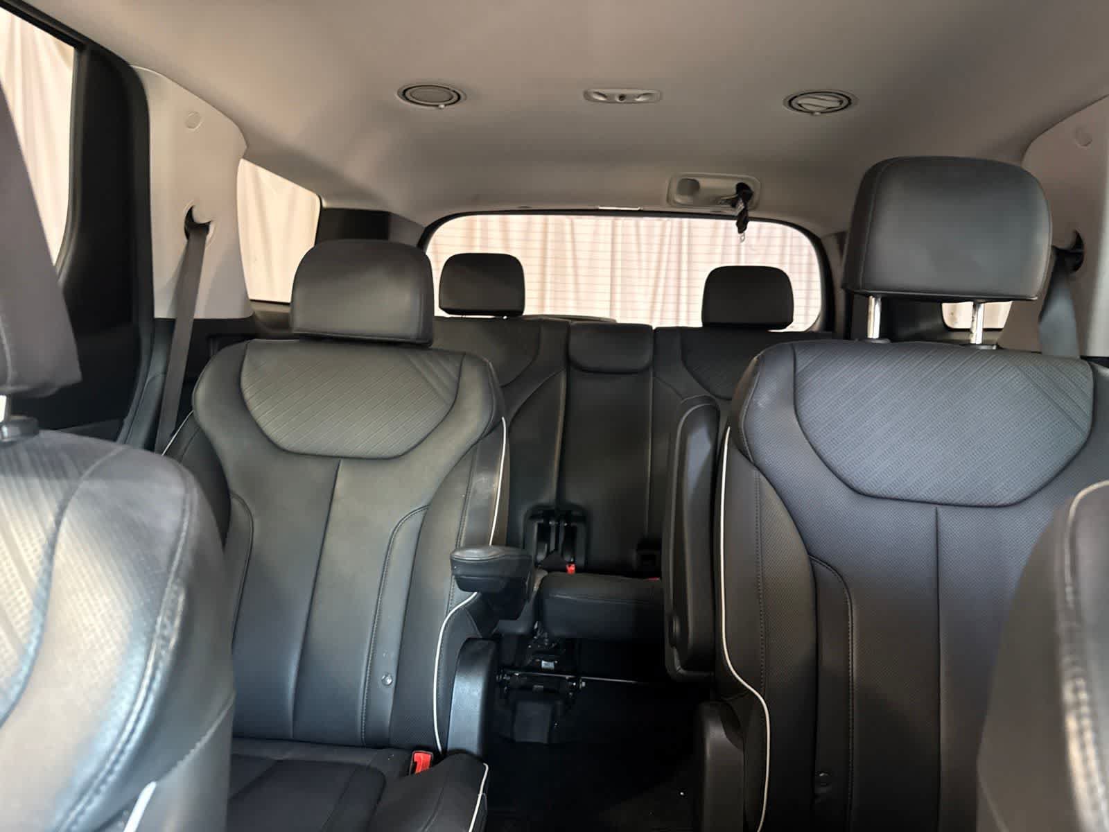 Used 2024 Hyundai Palisade SEL FWD image 19