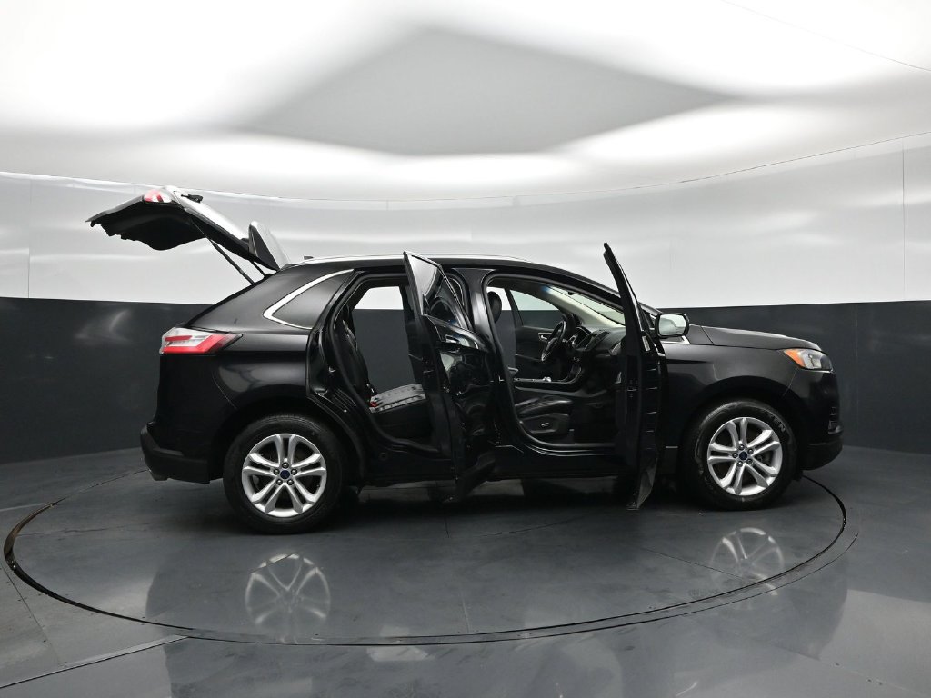 Used 2019 Ford Edge SEL w/ Equipment Group 201A AWD/4WD image 4