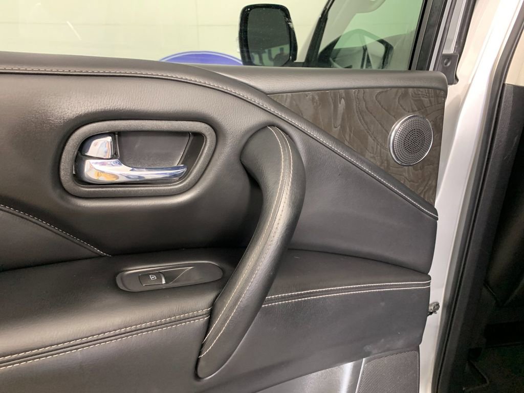 Used 2021 INFINITI QX80 Luxe RWD image 32