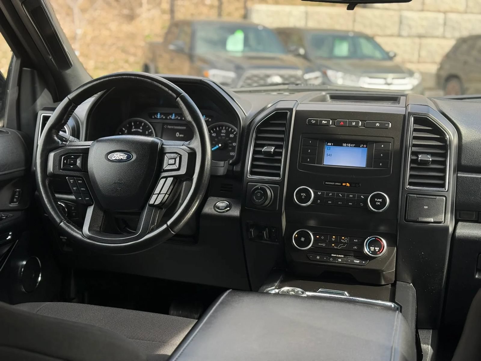 Used 2021 Ford Expedition XL AWD/4WD image 14