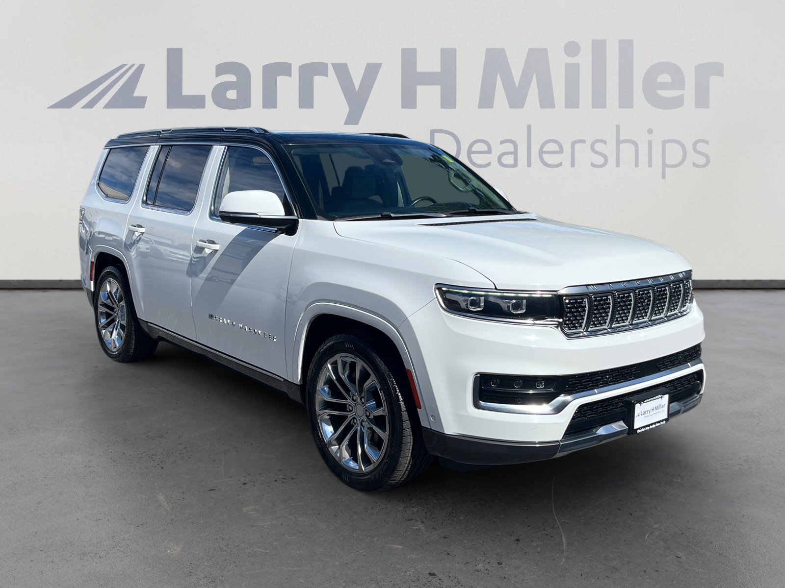 Used 2022 Jeep Grand Wagoneer Series II w/ Premium Group II image 7