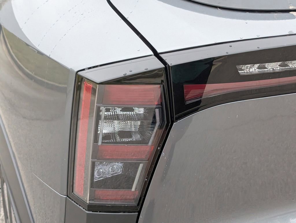 New 2026 Nissan Kicks SV image 13