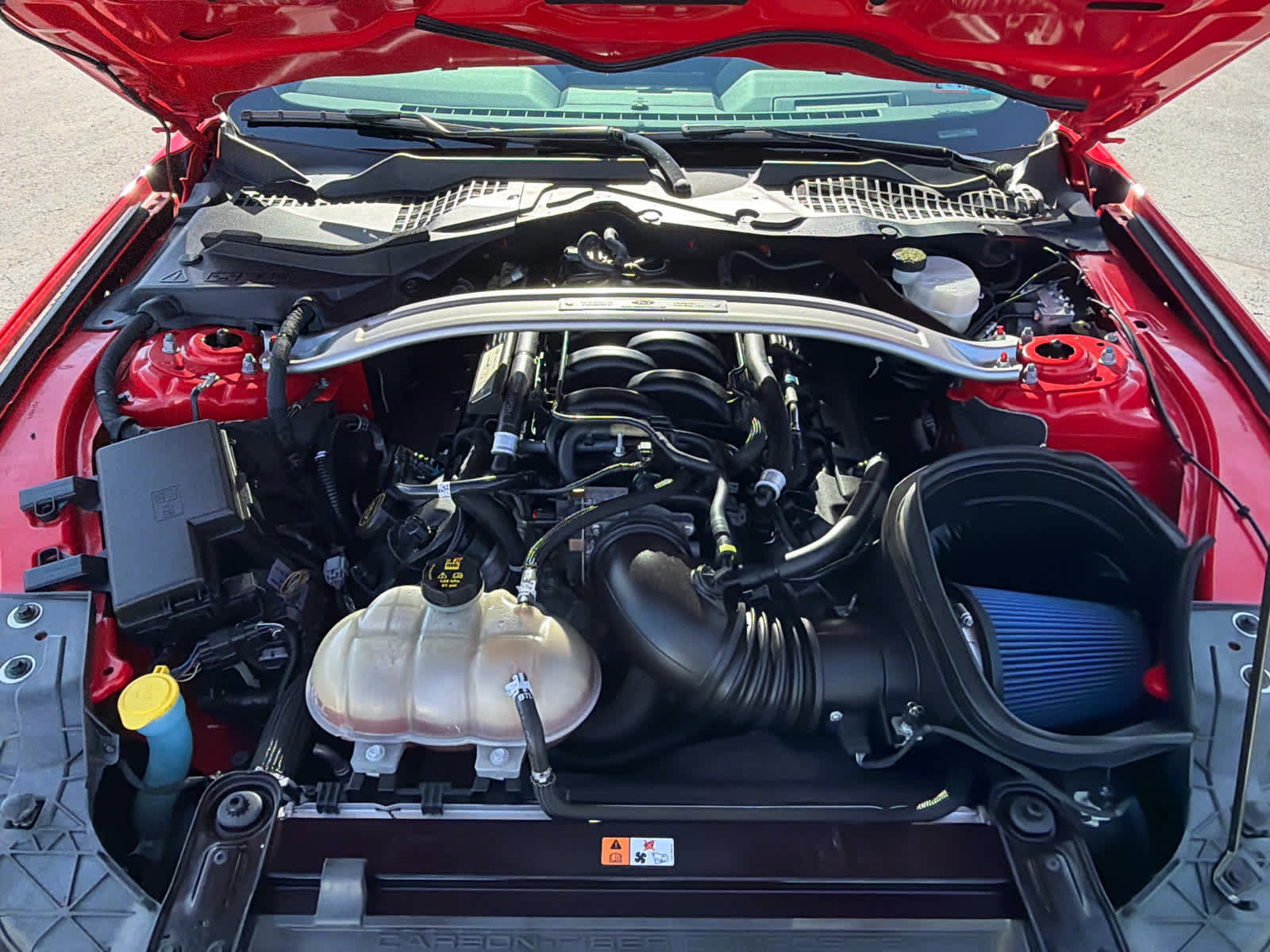 Used 2016 Ford Mustang Shelby GT350 w/ Technology Package image 29