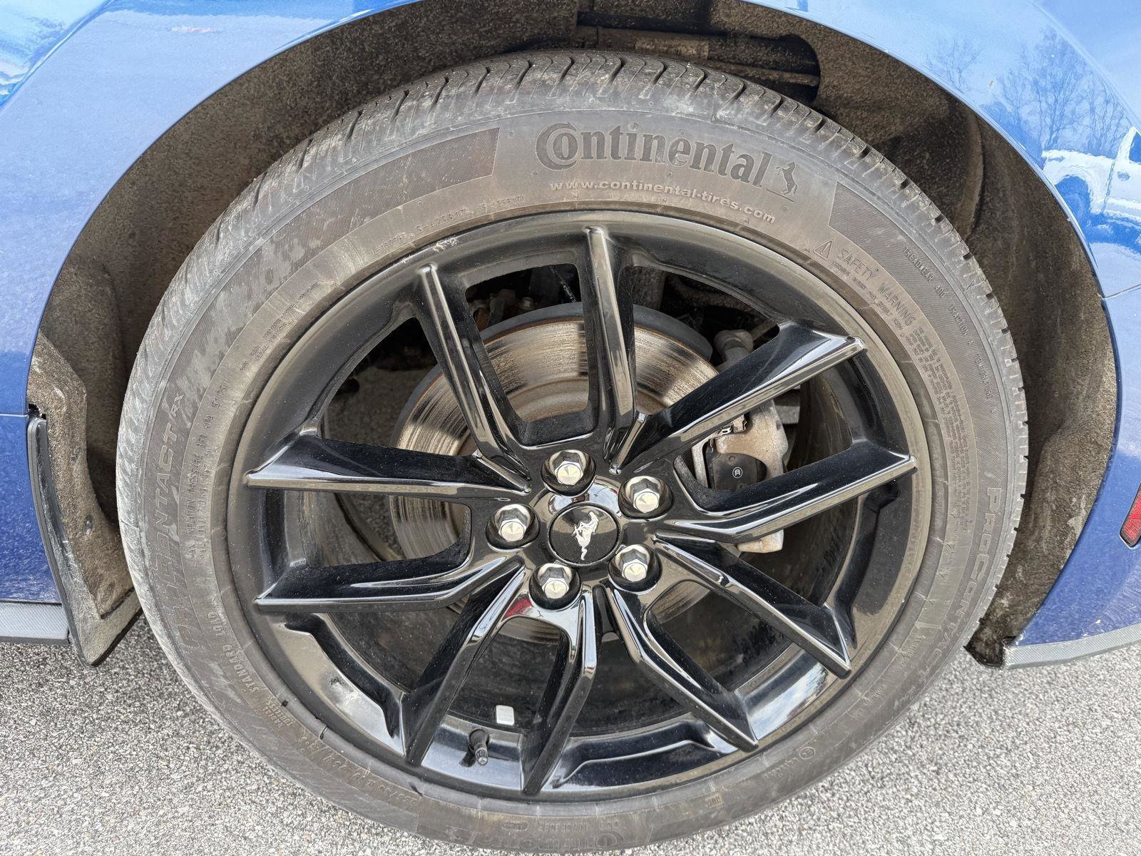 Used 2024 Ford Mustang Coupe RWD image 15