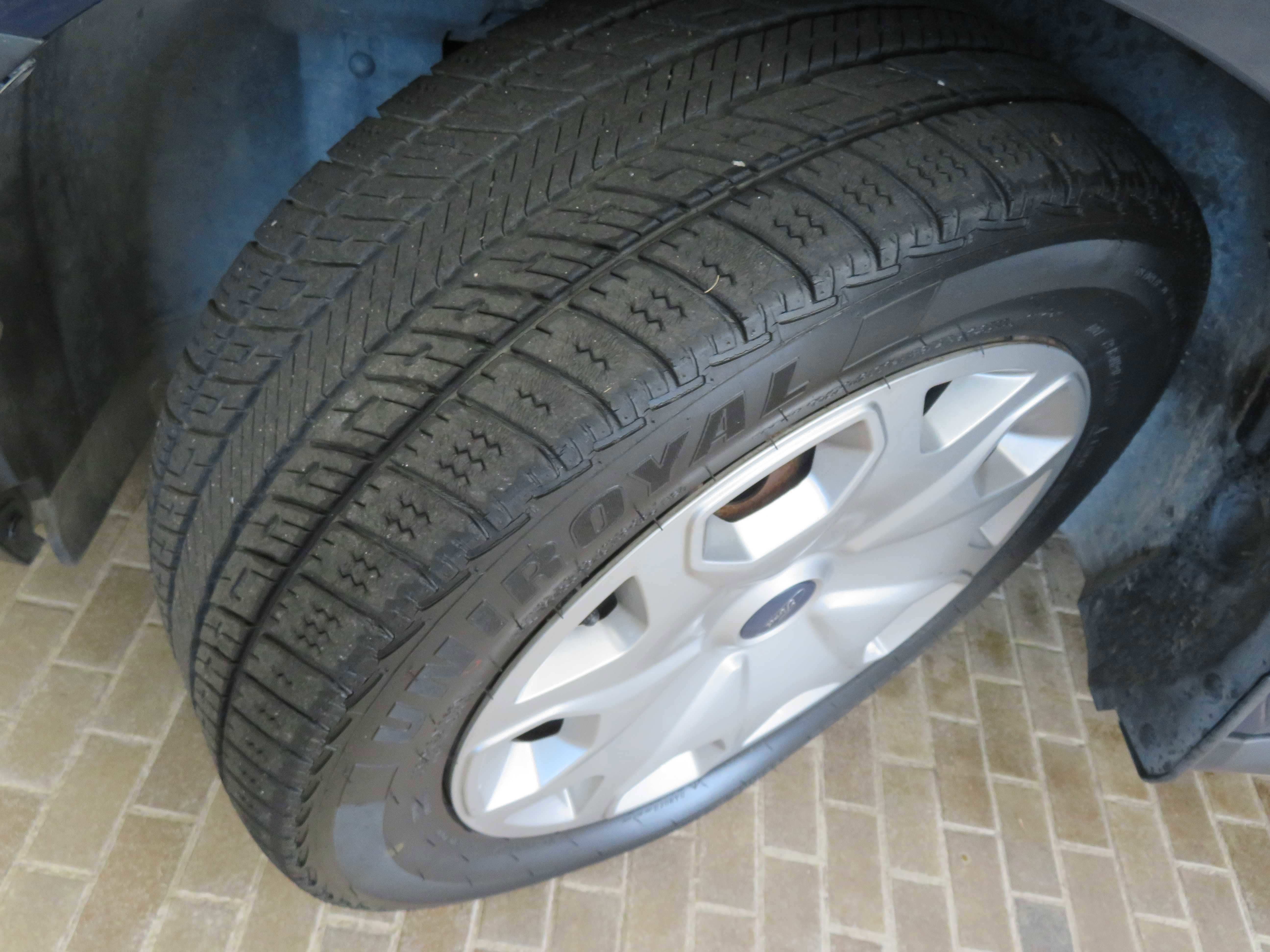 Used 2016 Ford Transit Connect XL image 11