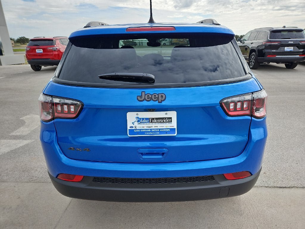 New 2027 Jeep Compass Latitude AWD/4WD image 6