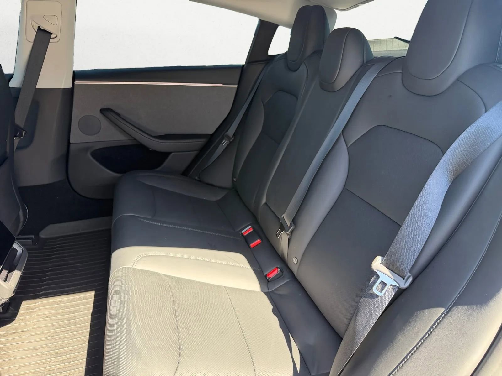 Used 2025 Tesla Model 3 Long Range RWD image 22