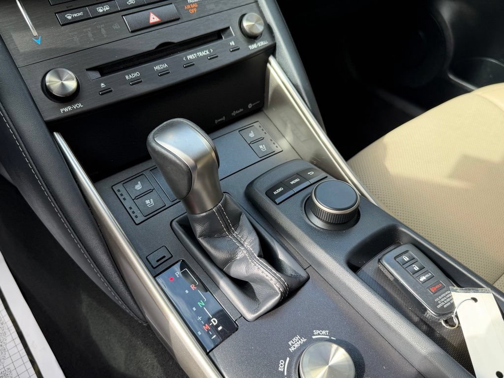 Used 2019 Lexus IS 300 w/ Premium Package RWD image 29