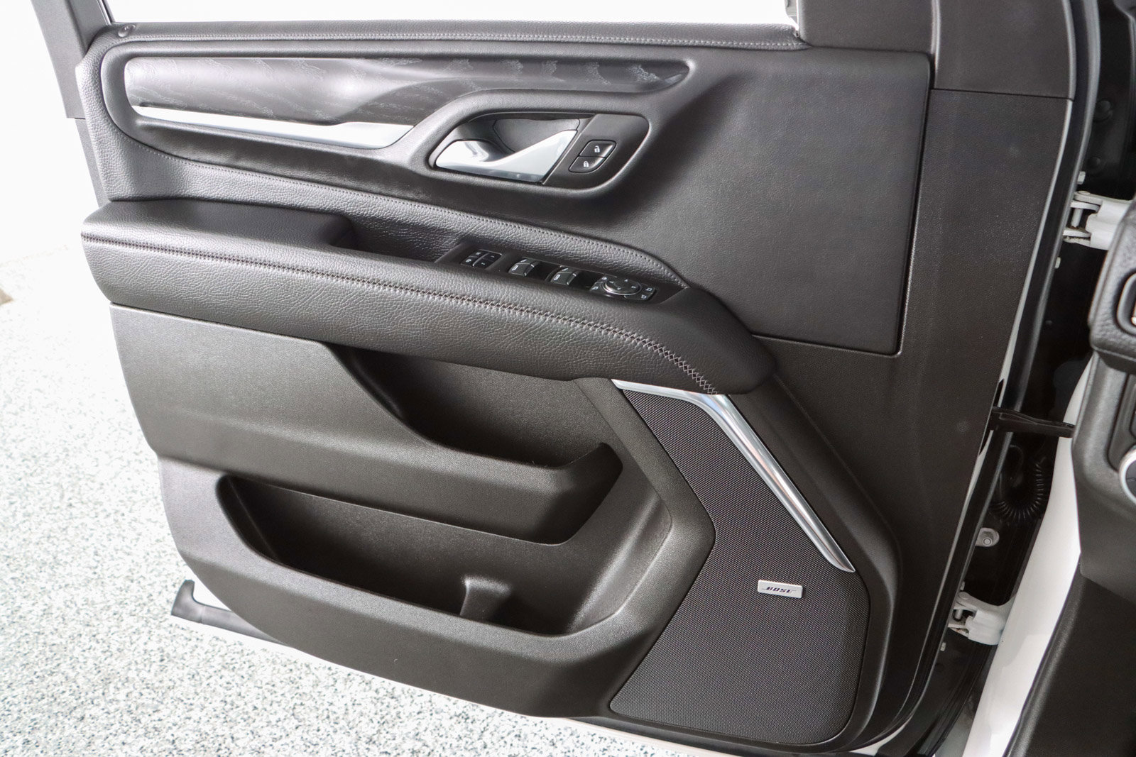 Used 2023 GMC Yukon Denali image 28