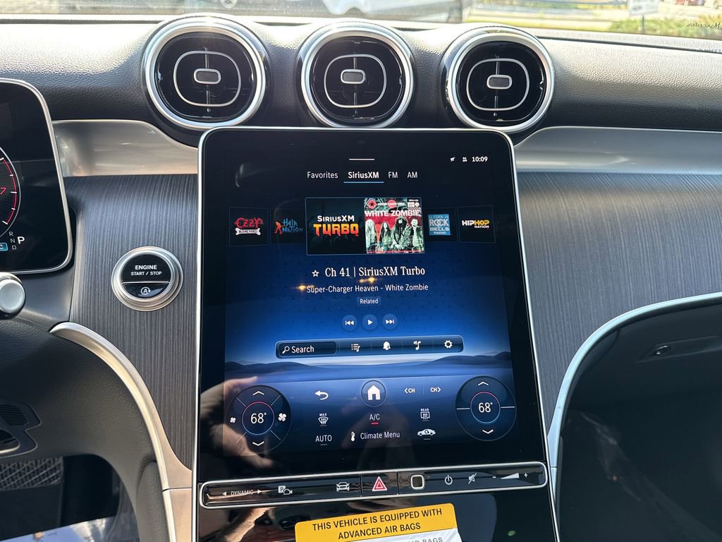 New 2025 Mercedes-Benz GLC 300 4MATIC image 21