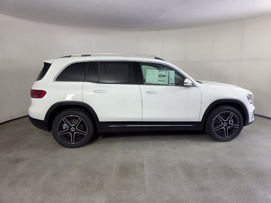 New 2026 Mercedes-Benz GLB 250 image 3