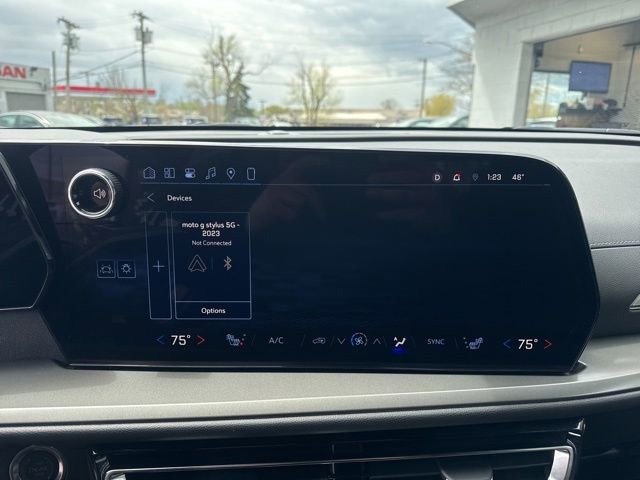 Used 2026 Chevrolet Traverse LT AWD/4WD image 16