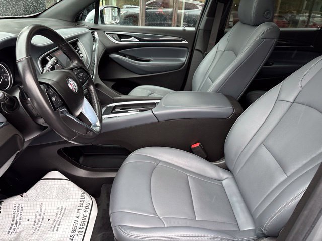 Used 2024 Buick Enclave Essence w/ Experience Buick Package AWD/4WD image 9