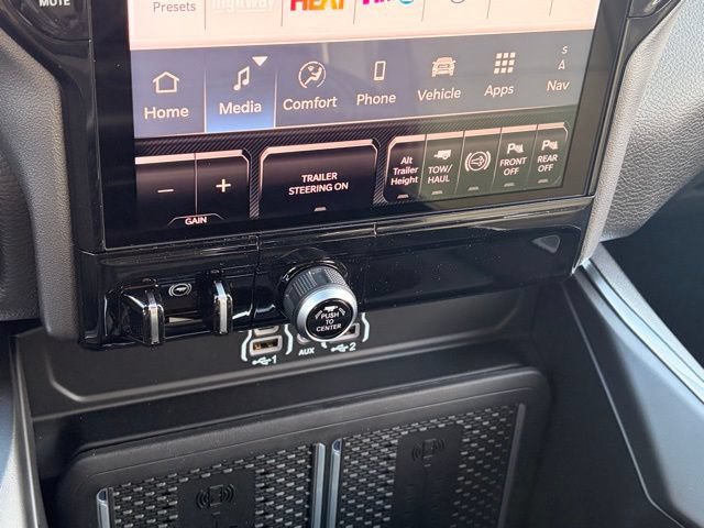 New 2026 RAM 3500 Laramie AWD/4WD image 23