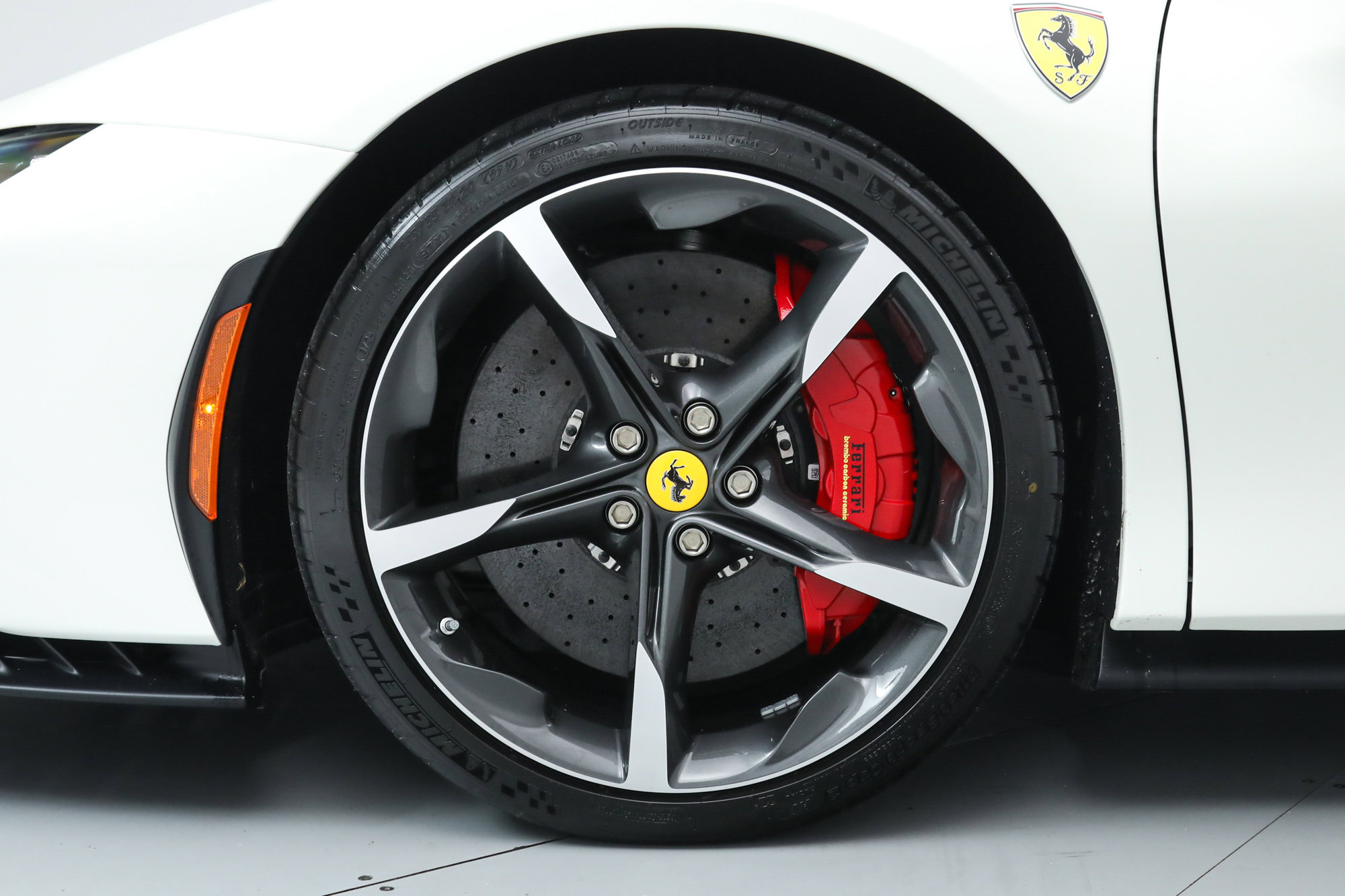 Certified 2025 Ferrari SF90 Spider image 60