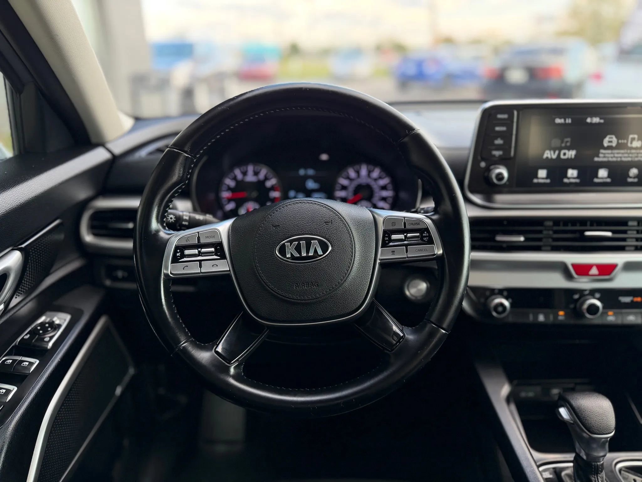 Used 2020 Kia Telluride LX image 13