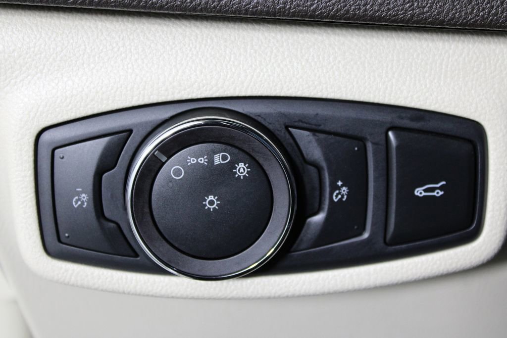 Used 2019 Lincoln MKC Reserve w/ MKC Technology Package image 21