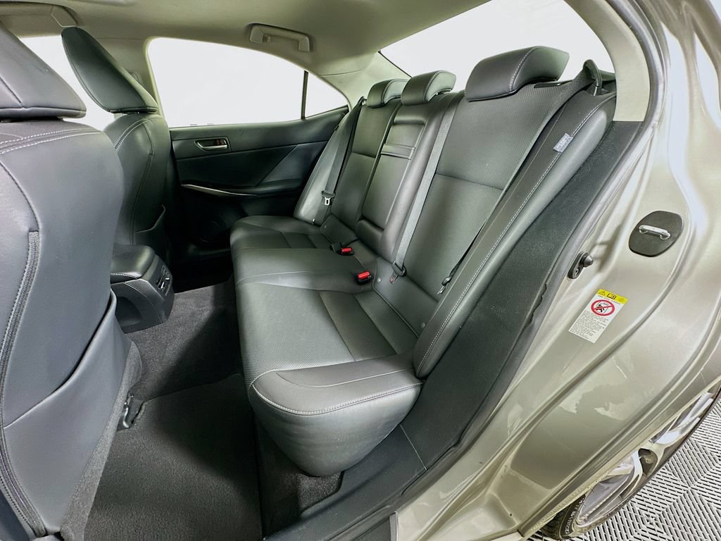 Used 2018 Lexus IS 300 w/ Accessory Package 2 RWD image 28