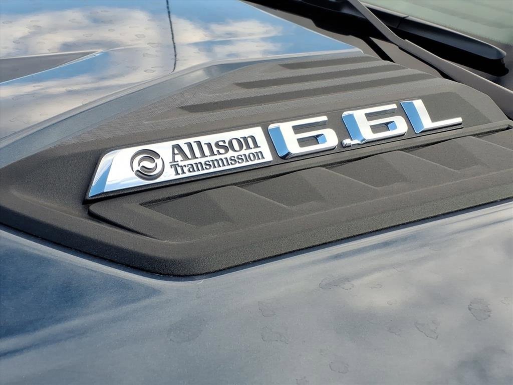 New 2026 Chevrolet Silverado 2500 Custom w/ Custom Convenience Package image 8