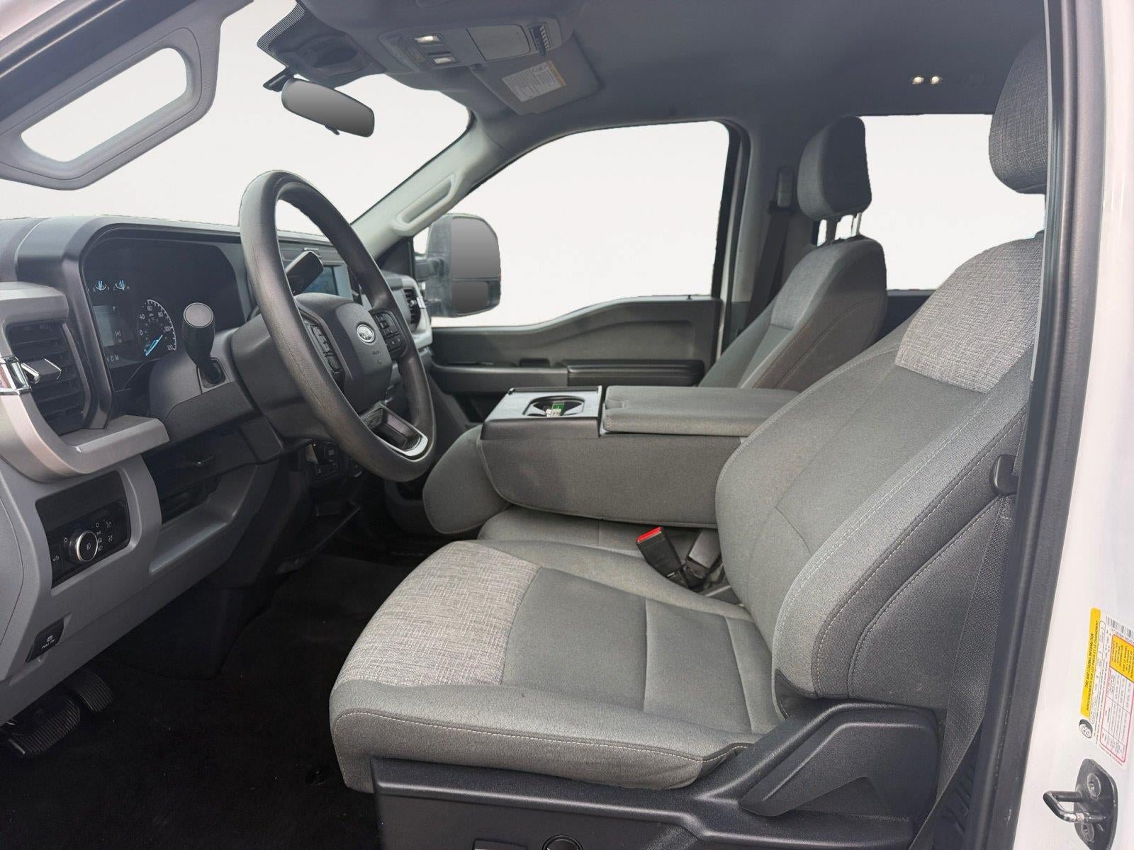 Used 2025 Ford F250 XLT AWD/4WD image 9
