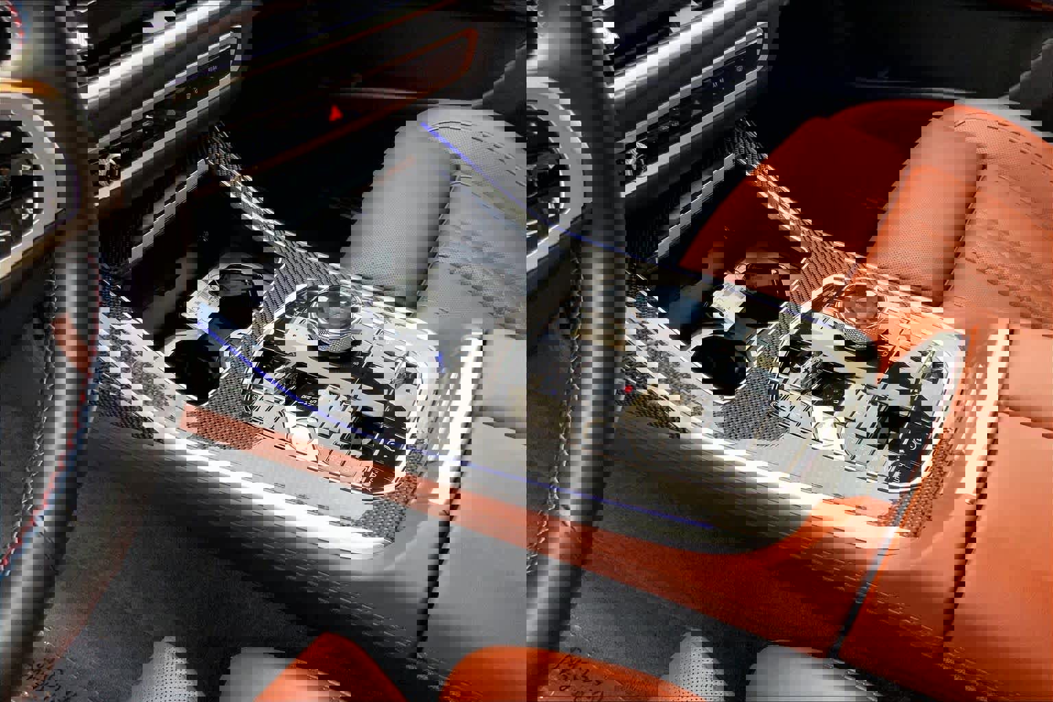 Certified 2025 BMW X7 M60i image 16