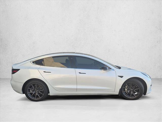 Used 2019 Tesla Model 3 Standard Range Plus RWD image 4