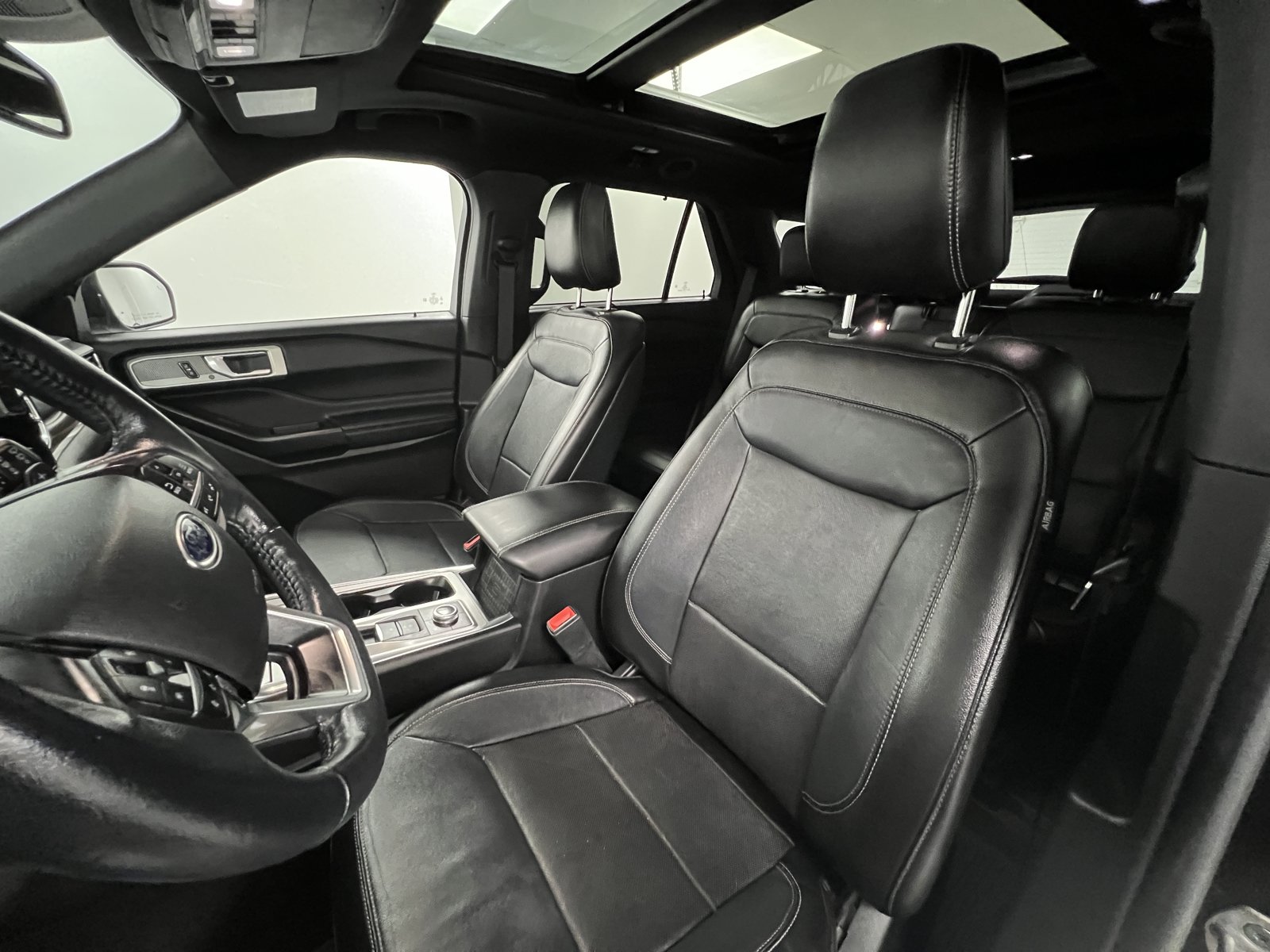 Used 2020 Ford Explorer Limited AWD/4WD image 17