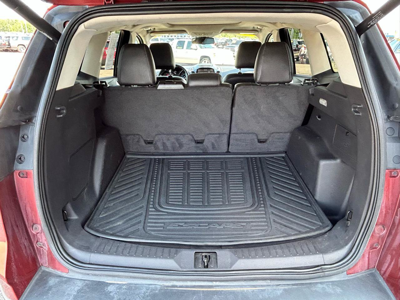 Used 2014 Ford Escape Titanium w/ Equipment Group 401A AWD/4WD image 17