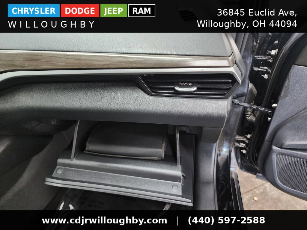 Used 2025 Nissan Altima 2.5 SV AWD/4WD image 36