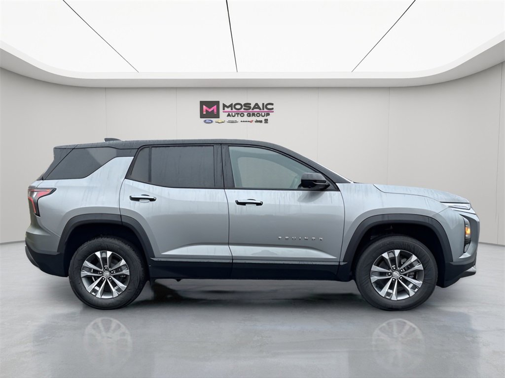 New 2026 Chevrolet Equinox LT w/ Convenience Package II image 8