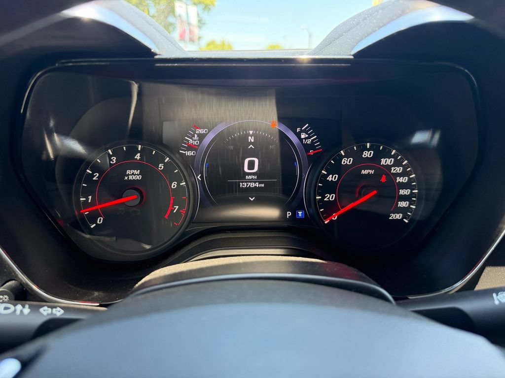 Used 2020 Chevrolet Camaro ZL1 RWD image 27