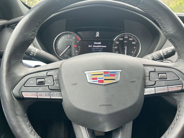 Used 2023 Cadillac XT4 Luxury w/ Cold Weather Package image 18