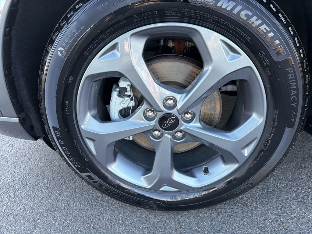 Used 2023 Ford Escape ST-Line w/ Tech Pack #1 AWD/4WD image 8