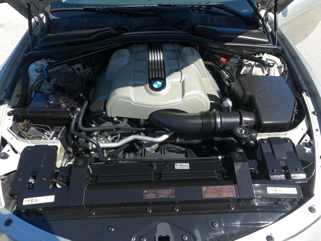 Used 2004 BMW 645Ci Convertible image 18