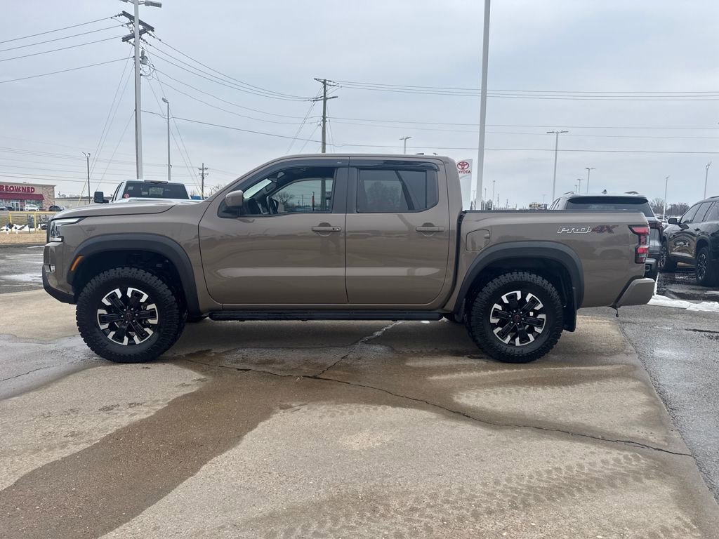 Used 2022 Nissan Frontier PRO-4X w/ Off-Road Protection Package image 3