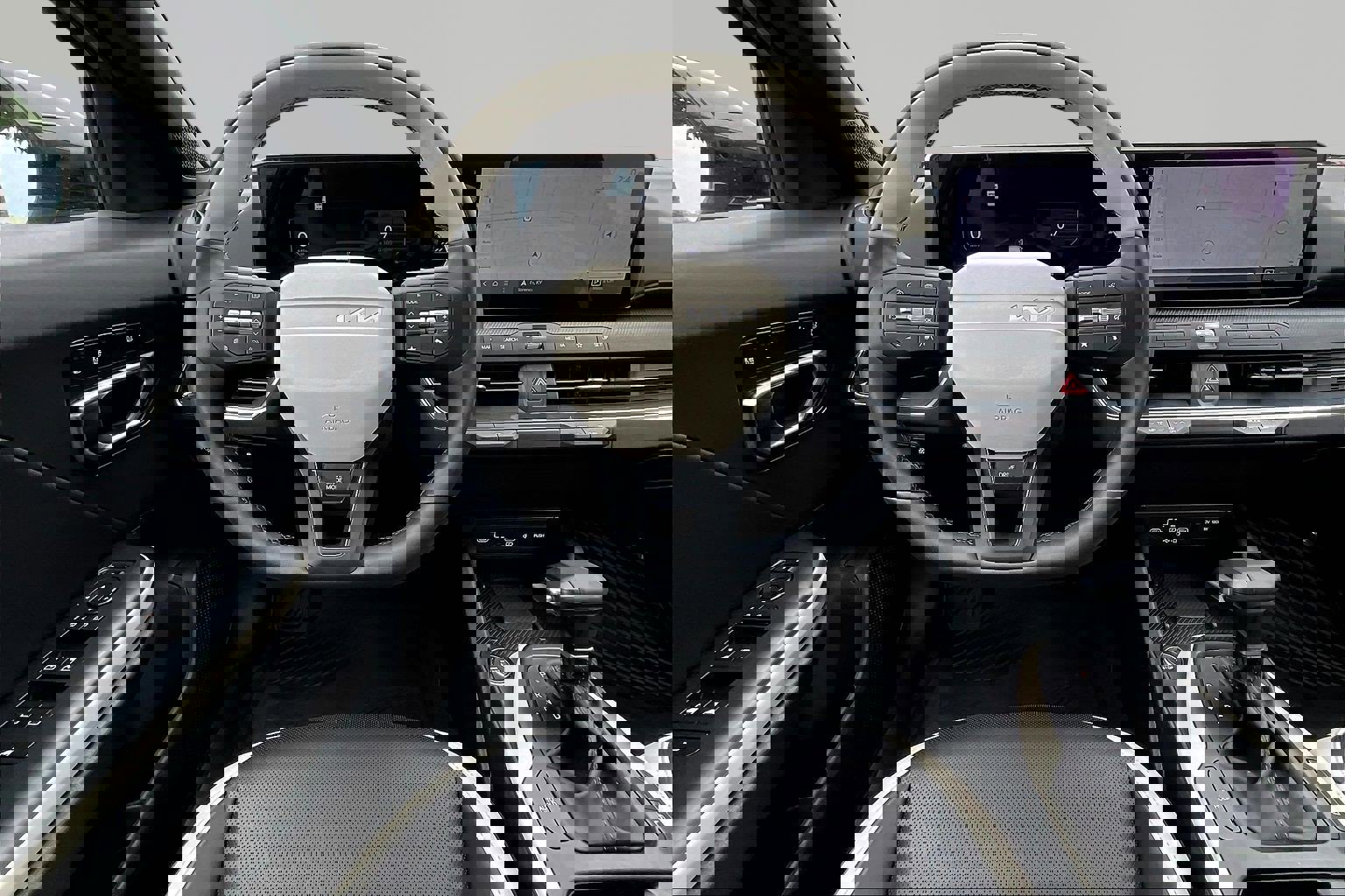 Used 2025 Kia K4 GT-Line w/ GT-Line Premium Package FWD image 8