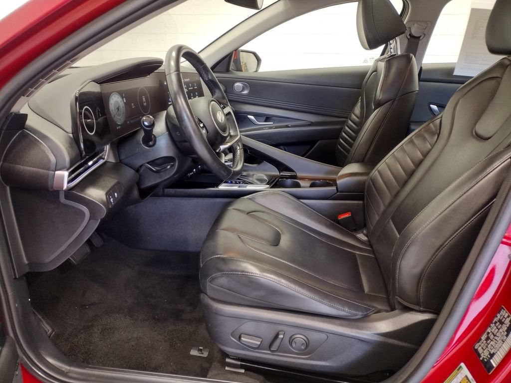 Certified 2024 Hyundai Elantra Limited FWD image 24