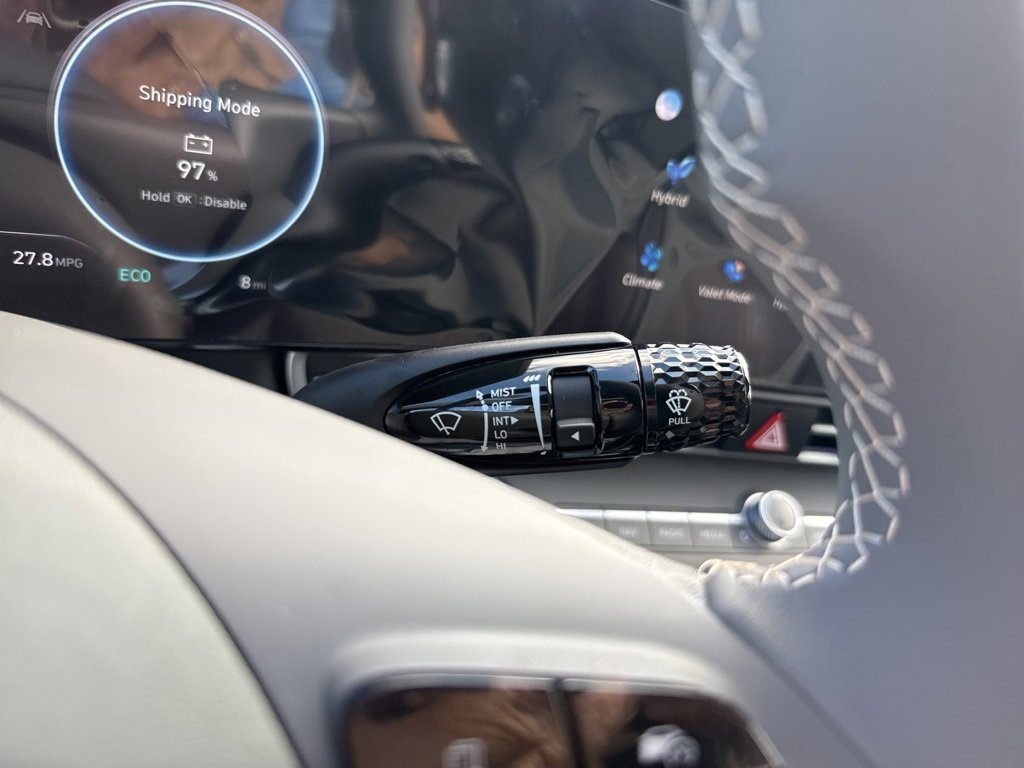 New 2025 Hyundai Elantra SEL image 34