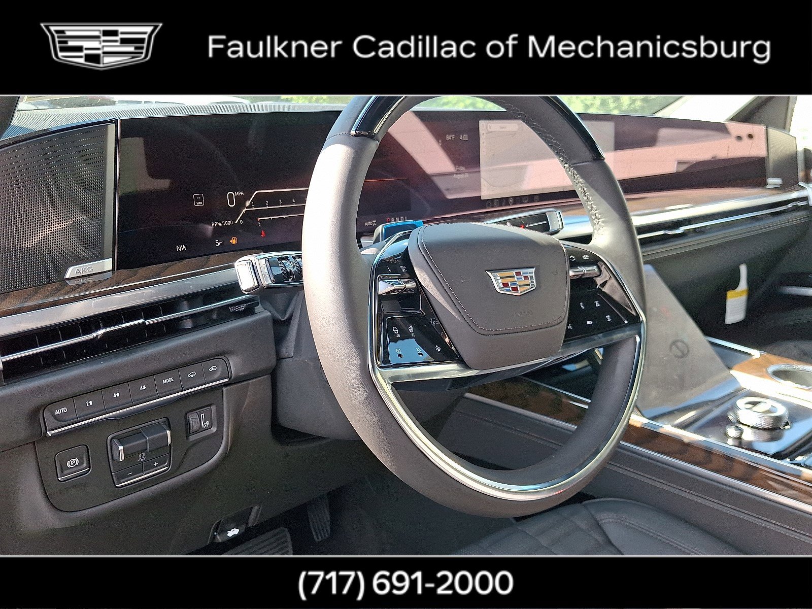 New 2025 Cadillac Escalade ESV Sport Platinum w/ LPO, ONYX Package image 20